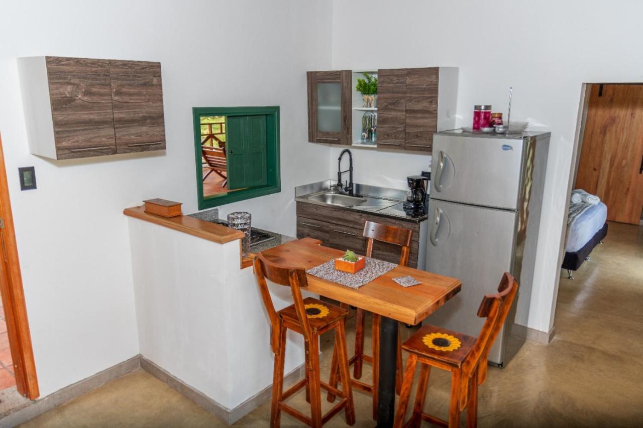 Agradable Cabana Cafetera Con Jacuzzi A 12 Min Del Centro De Pereira Luaran gambar